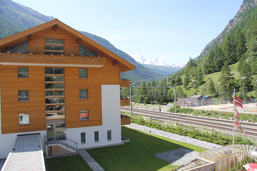 Typically Swiss Taescherhof